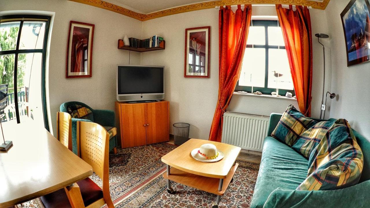 Ferienwohnung Boddenblick Gross Zicker Ngoại thất bức ảnh